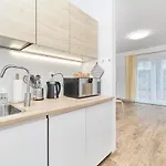Riverside Na Grobli By Renters