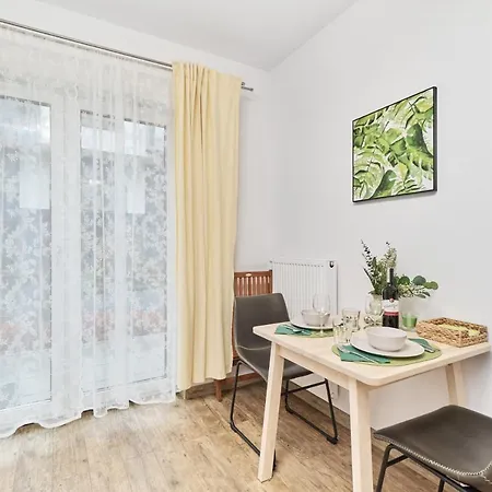 Riverside Na Grobli By Renters * Βρότσλαβ