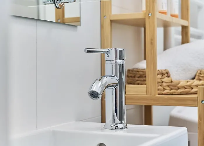 Riverside Na Grobli By Renters *