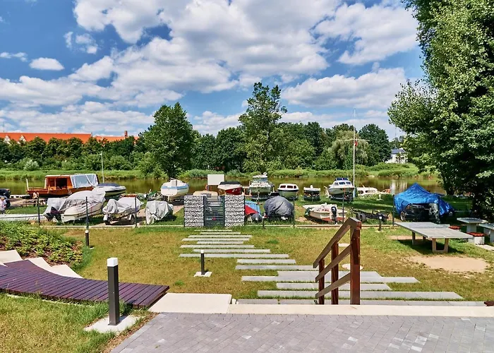 Riverside Na Grobli By Renters Apartmán Vratislav